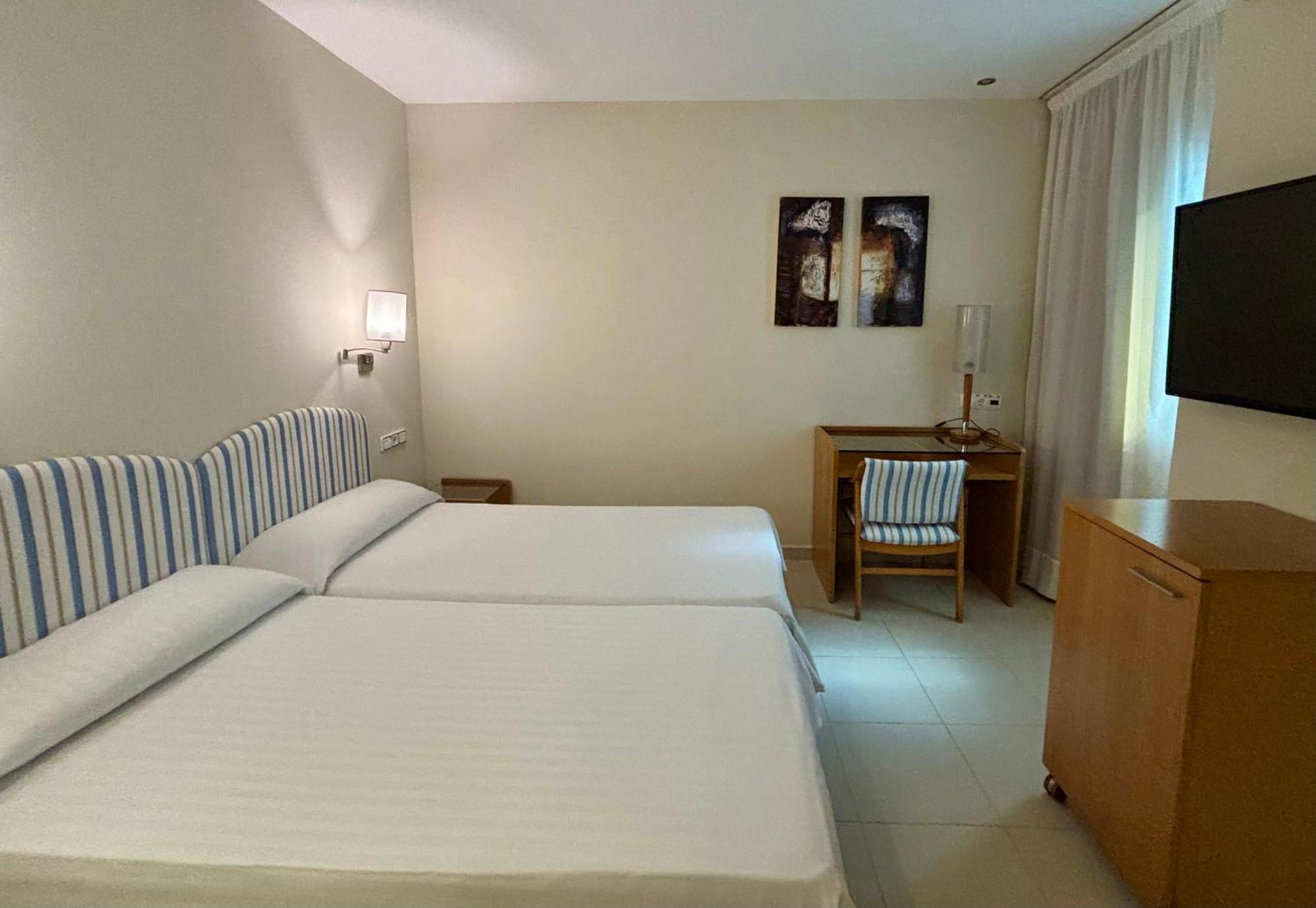 Hotel La Cala Finestrat กาลา เด ฟีเนสตรัต ภายนอก รูปภาพ