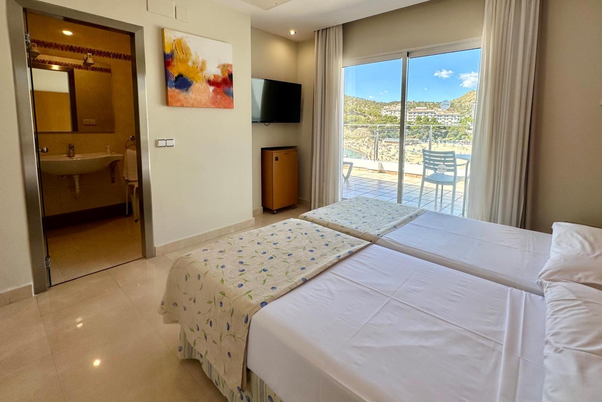 Hotel La Cala Finestrat กาลา เด ฟีเนสตรัต ภายนอก รูปภาพ
