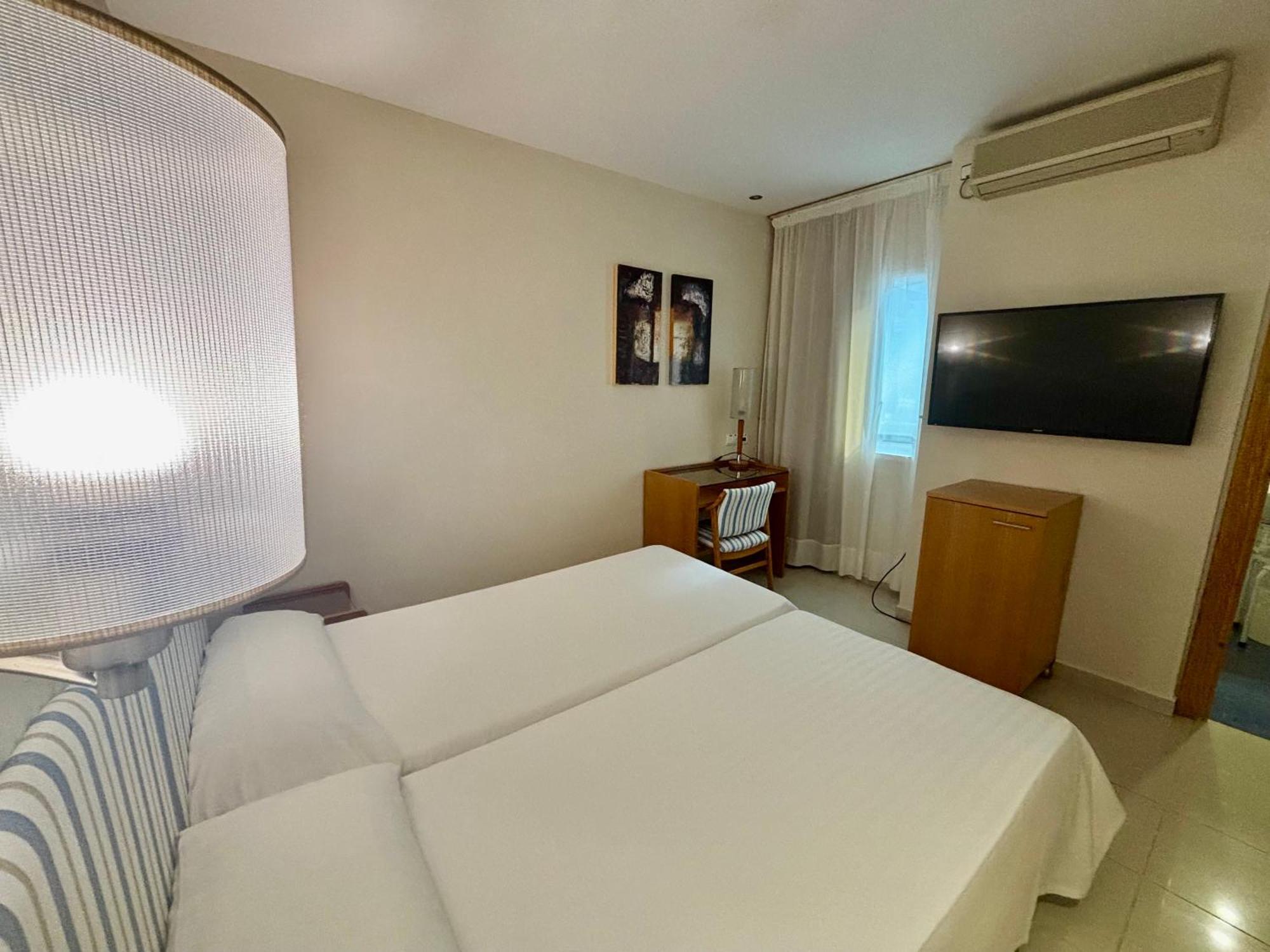 Hotel La Cala Finestrat กาลา เด ฟีเนสตรัต ภายนอก รูปภาพ