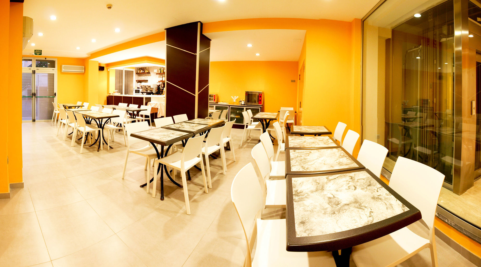 Hotel La Cala Finestrat กาลา เด ฟีเนสตรัต ร้านอาหาร รูปภาพ